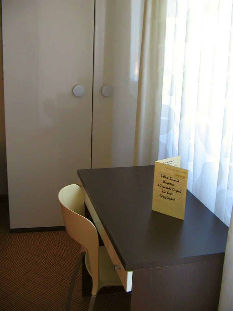 Villa Lauda B&B Rimini Esterno foto